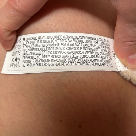 Forever 21 nude fuzzy sweater size medium - Picture 3 of 5